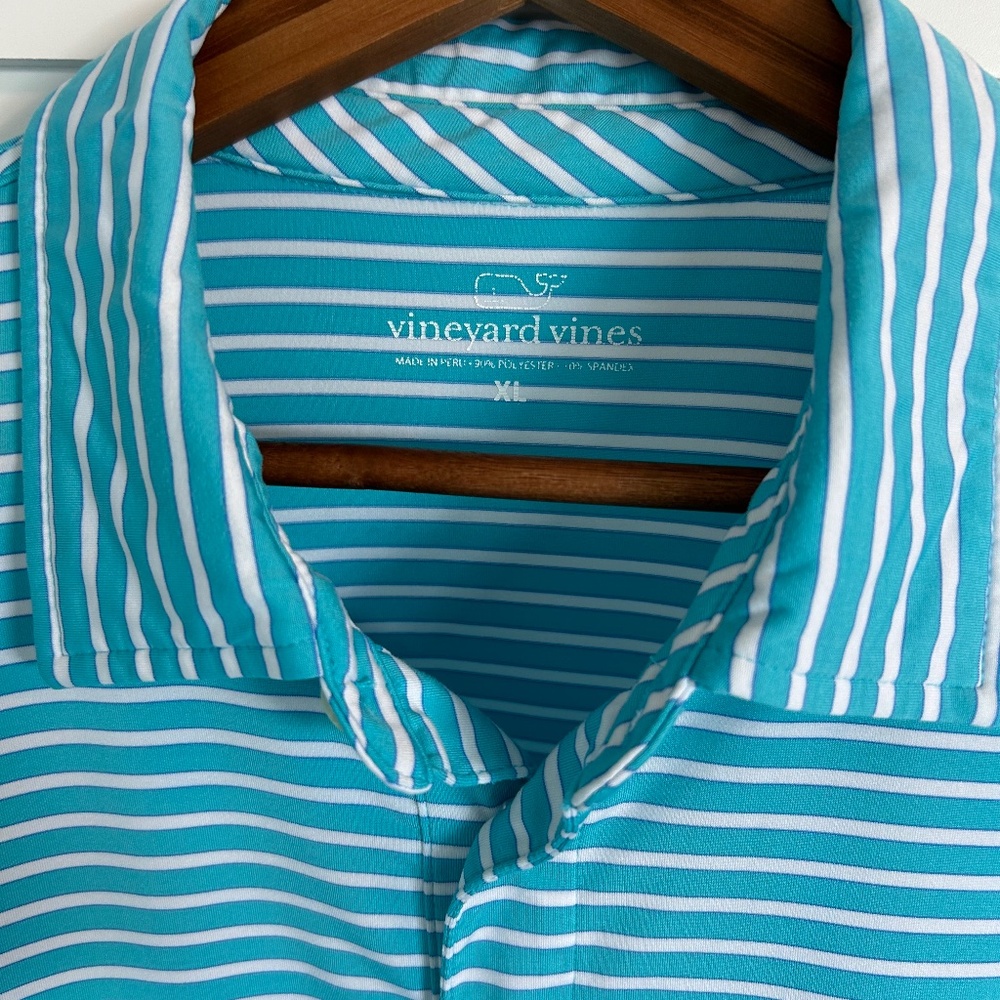 Vineyard vines